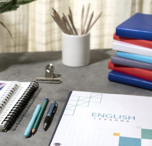 english-books-stacks-table-working-space-848x477